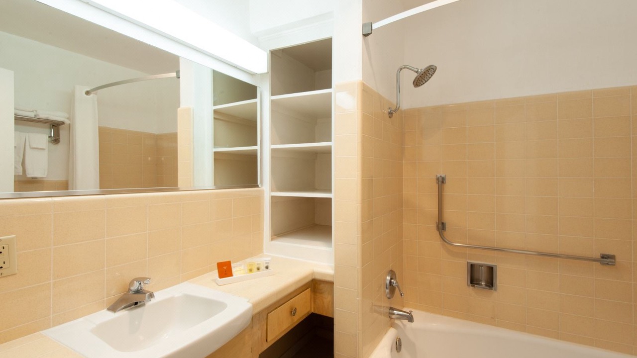 Photo of Bathroom in Studio City