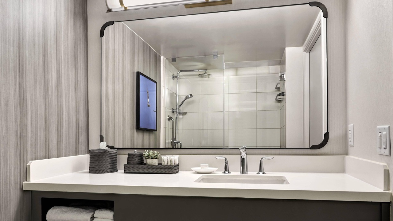 Photo of Bathroom in Manhattan Beach