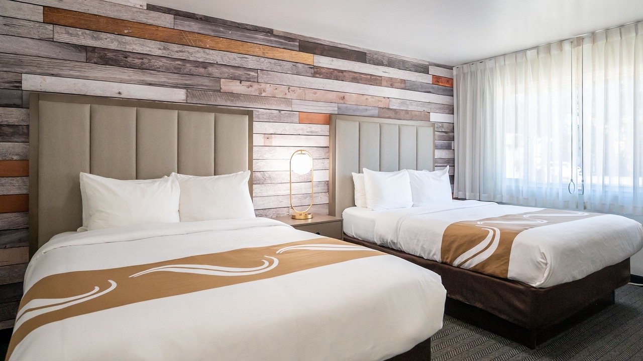 Photo of Bedroom in Lakeside Park