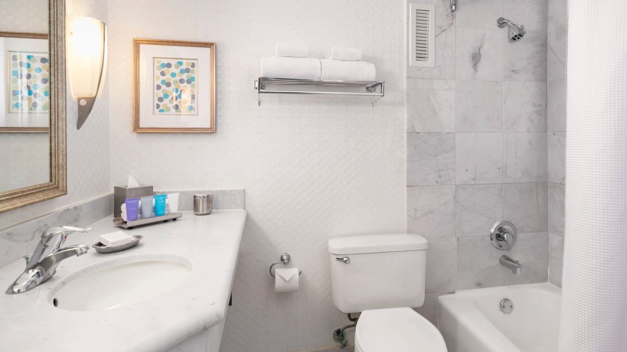 Photo of Bathroom in Tree Section