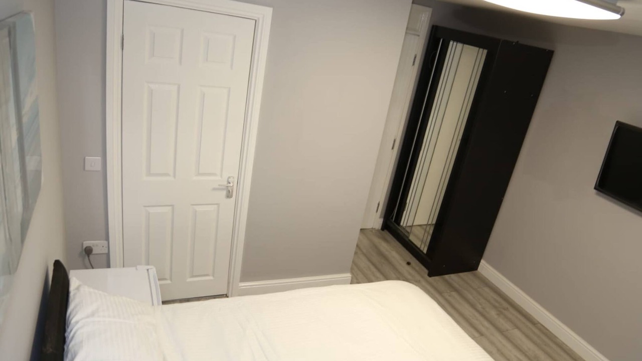 Photo of Bedroom in Woolwich Common