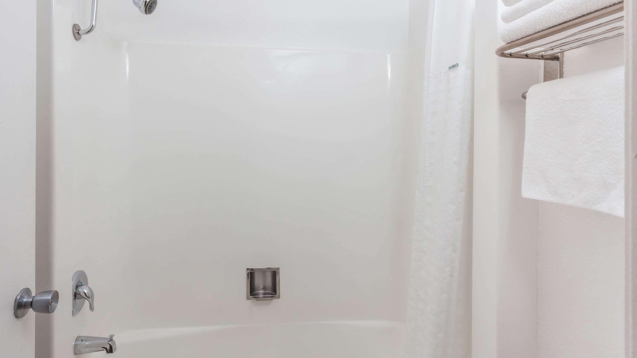 Photo of Bathroom in Northwest Anaheim