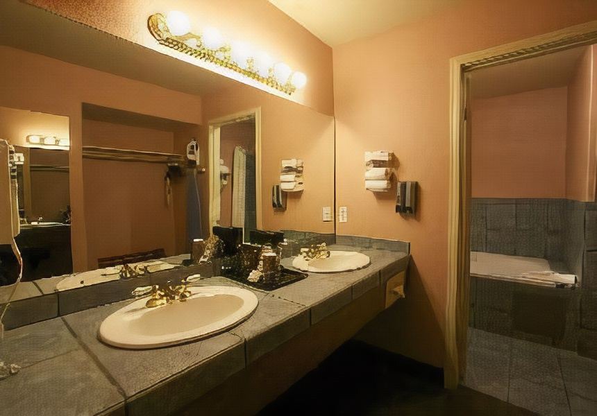 Photo of Bathroom in Mojave