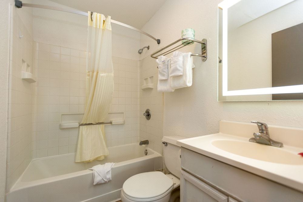 Photo of Bathroom in Seaside