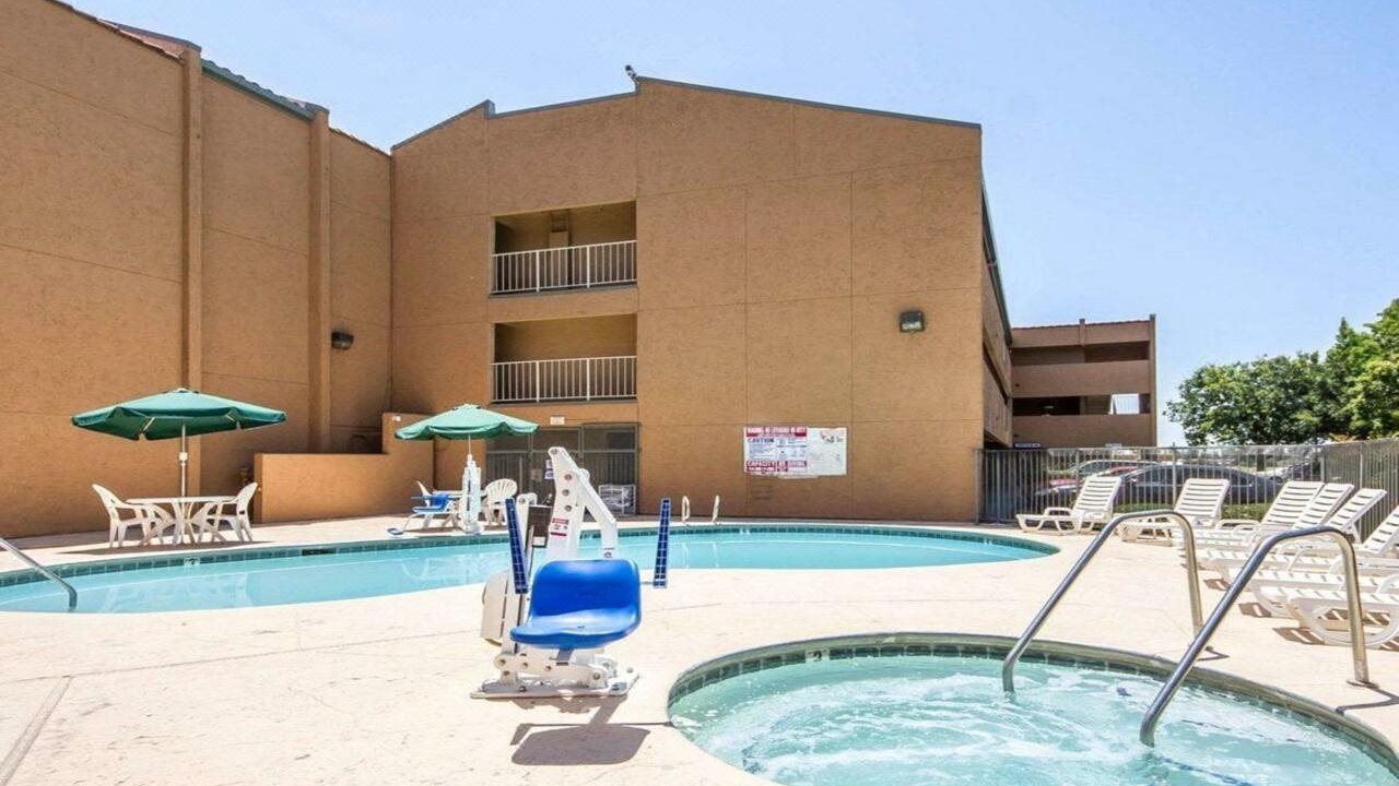 Photo of Outdoor in Northwest Anaheim