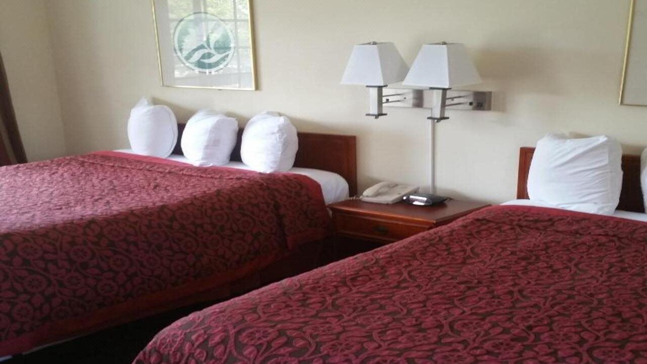 Photo of Bedroom in Orange