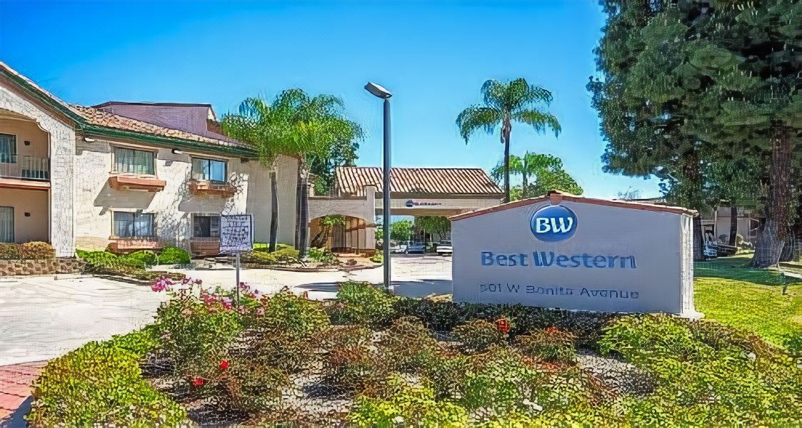 Photo of Buildings in Bonita