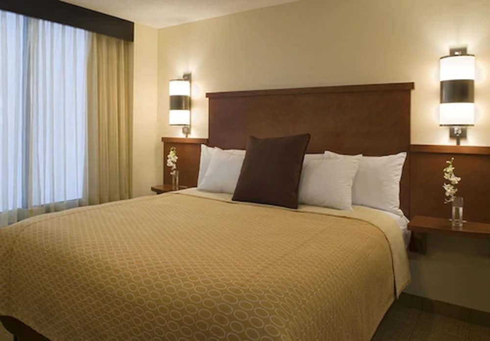 Photo of Bedroom in Downtown Riverside