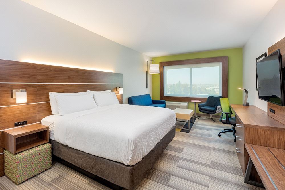 Photo of Bedroom in Moreno Valley