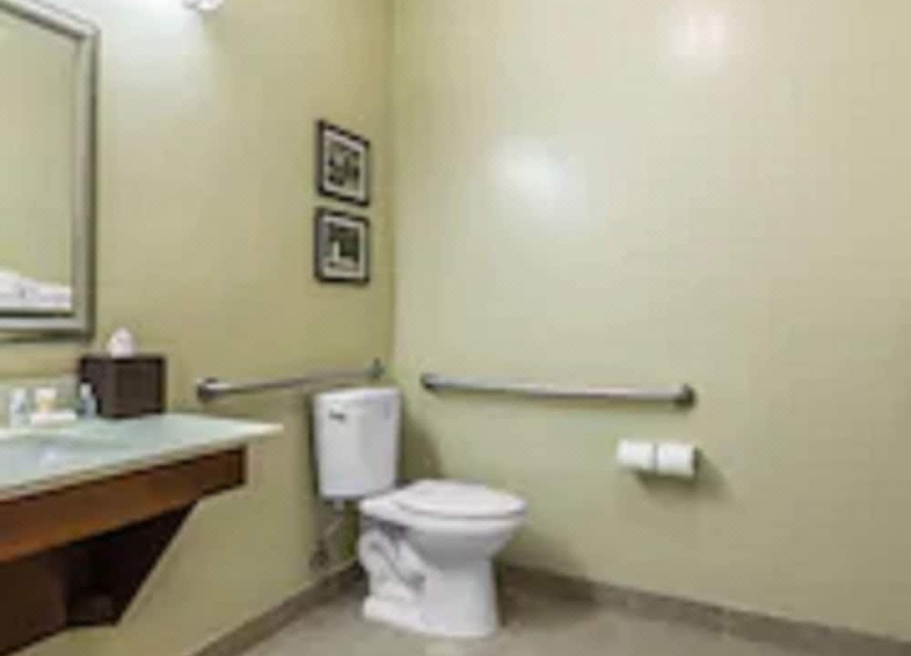 Photo of Bathroom in Westmont
