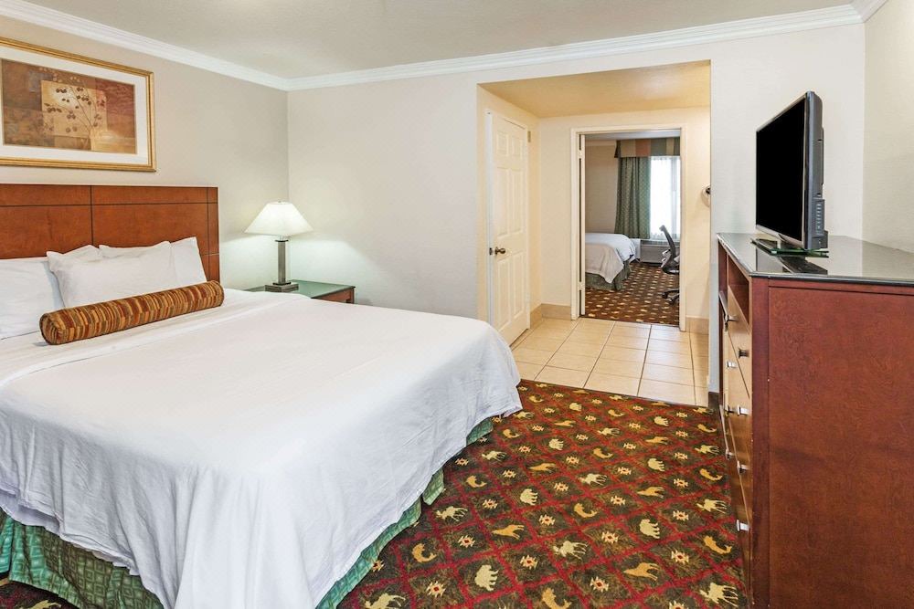 Photo of Bedroom in Mid Central