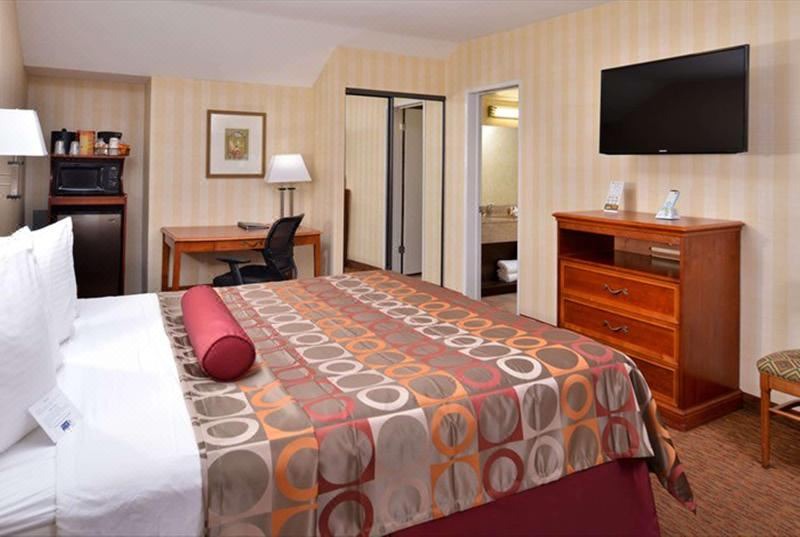 Photo of Bedroom in Anaheim Resort