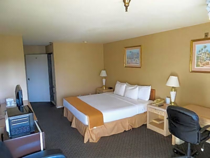Photo of Bedroom in Delthorne