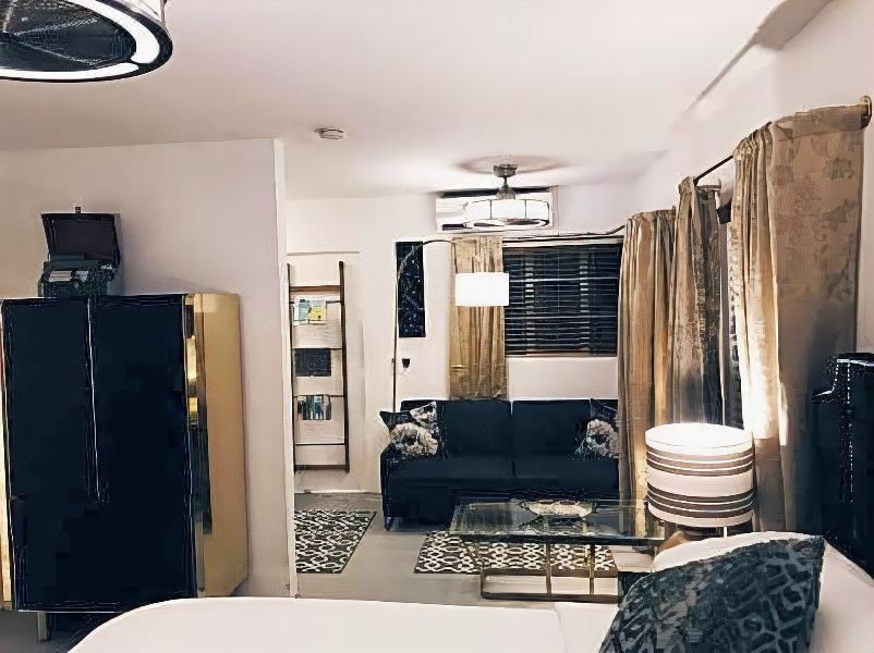 Photo of Livingroom in Uptown Design District