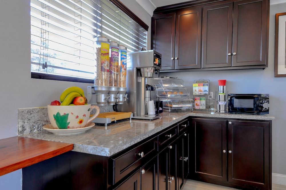 Photo of Kitchen in East Whittier