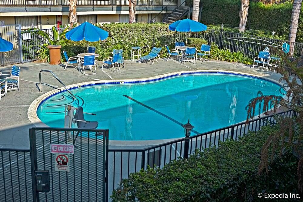 Photo of Outdoor in Tustin