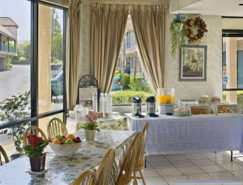 Photo of Livingroom in Norco