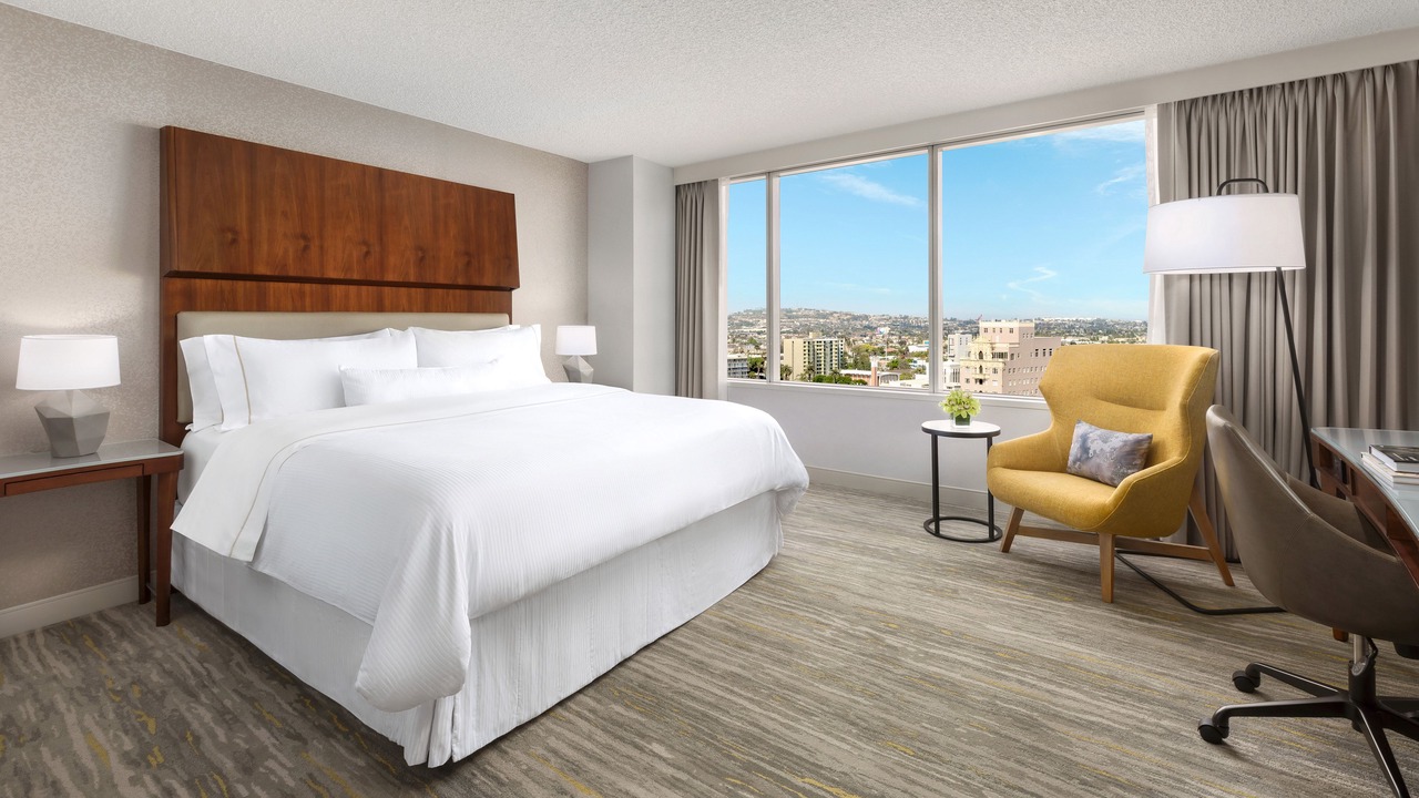 Photo of Bedroom in Downtown Long Beach