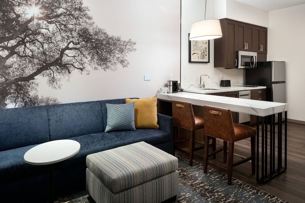 Photo of Livingroom in Downtown