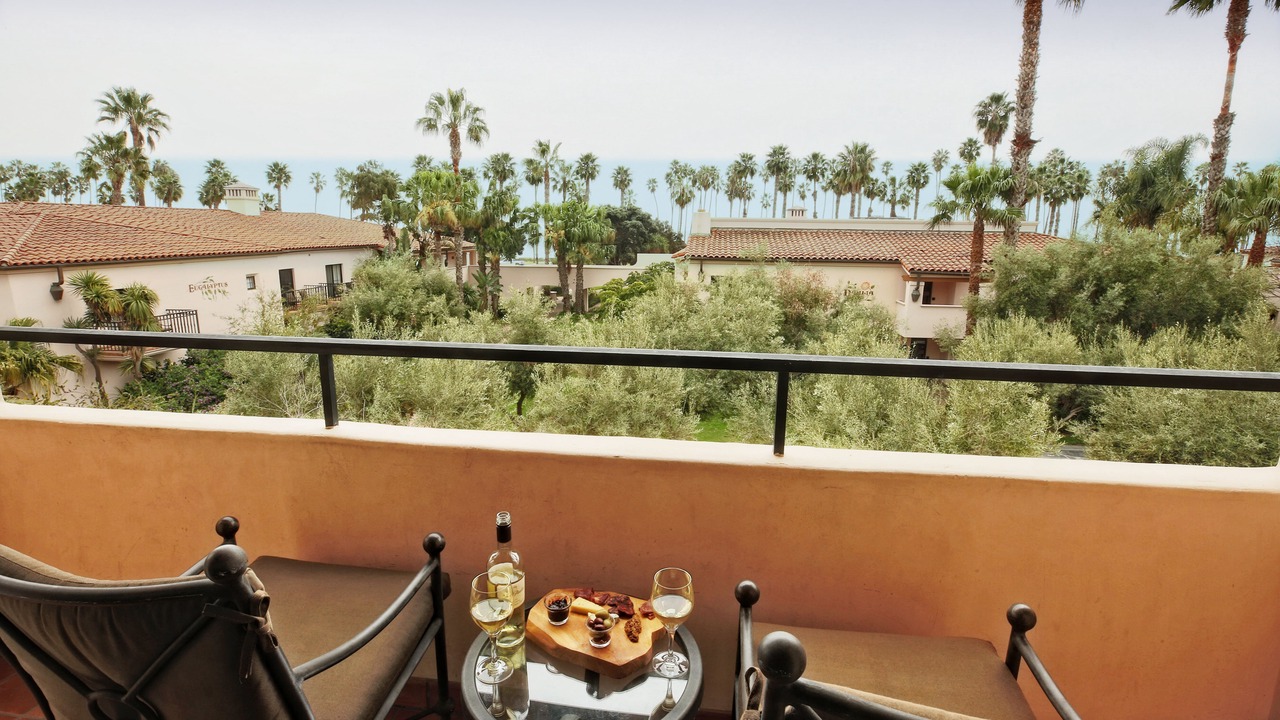 Photo of Patio Balcony in East Beach