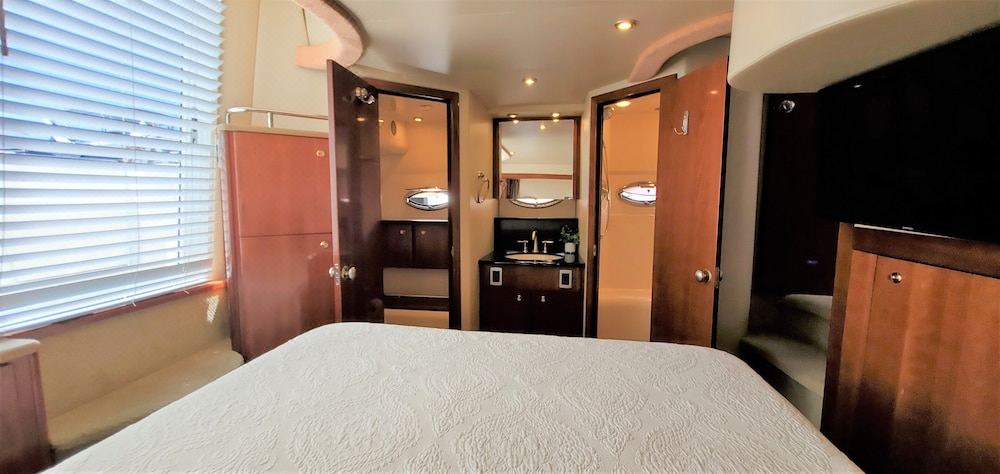 Photo of Bedroom in Waterfront