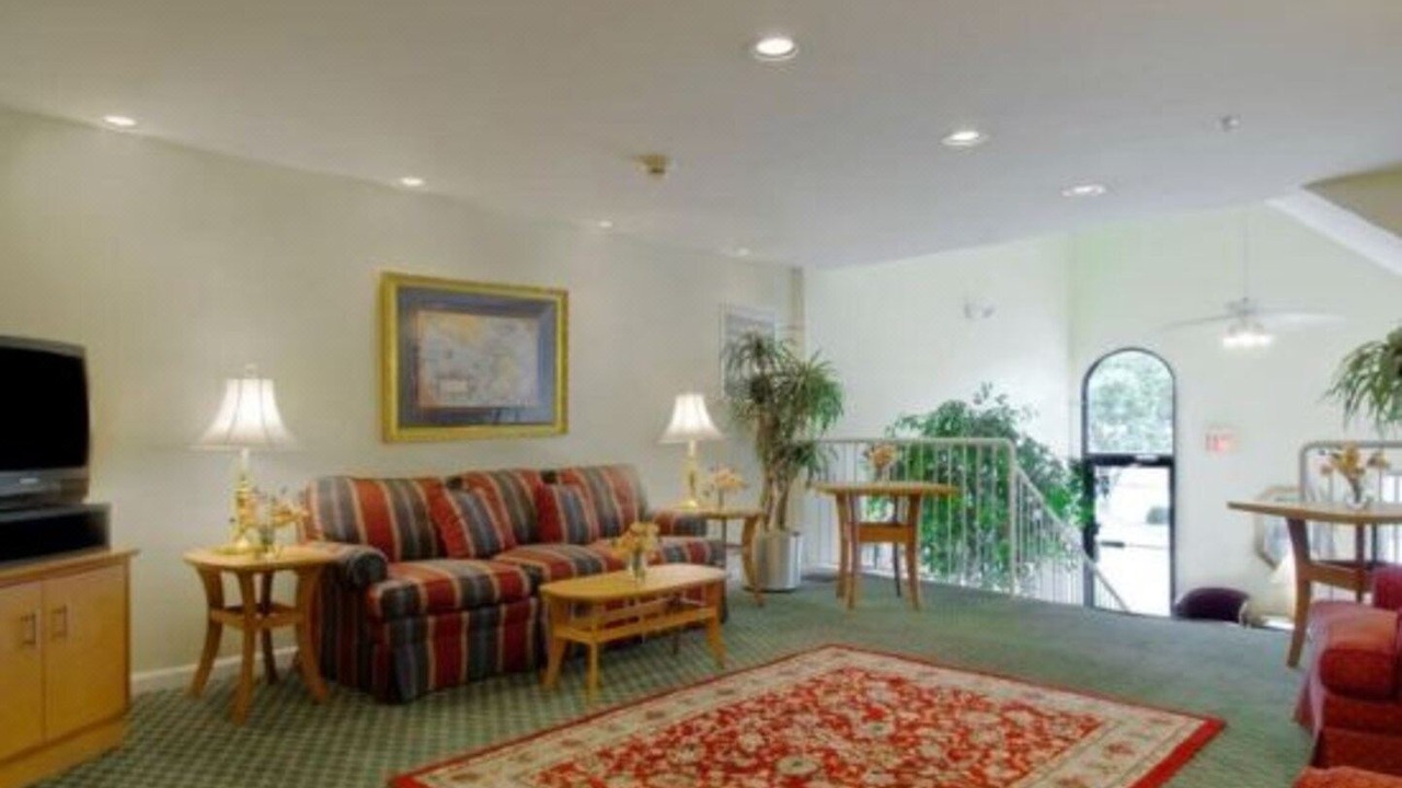 Photo of Livingroom in Grandview