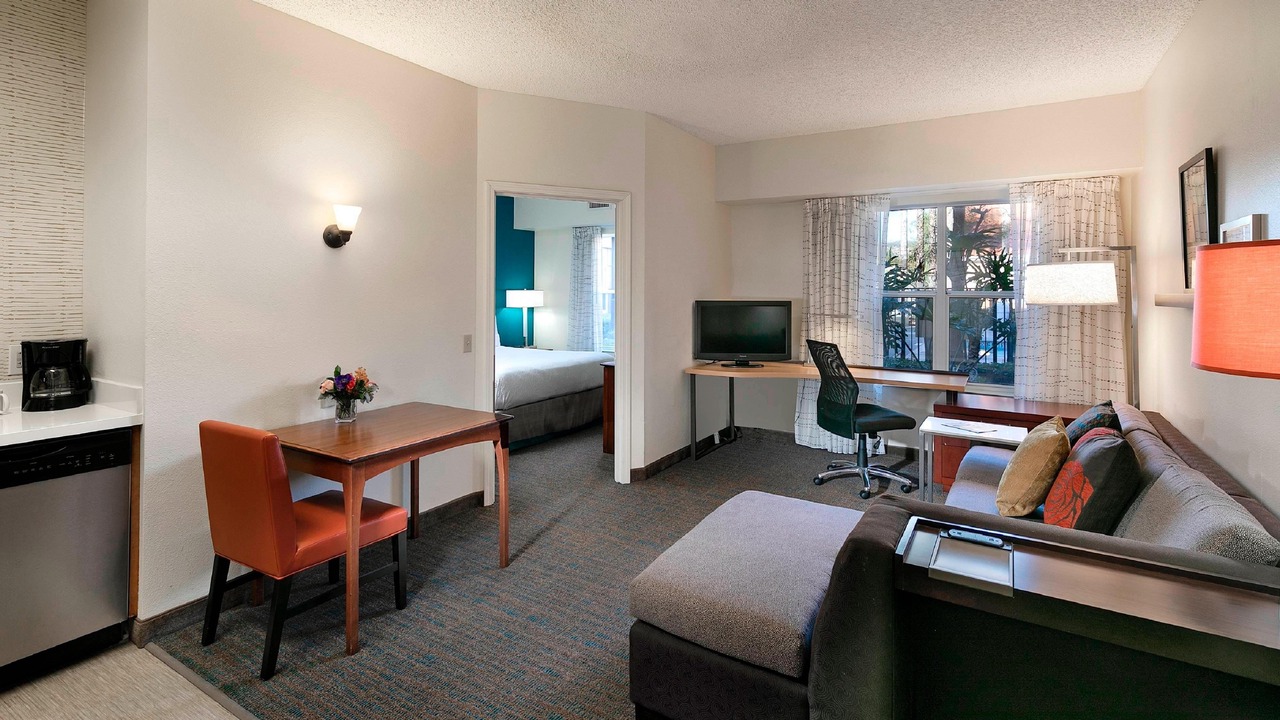 Photo of Livingroom in Anaheim Hills