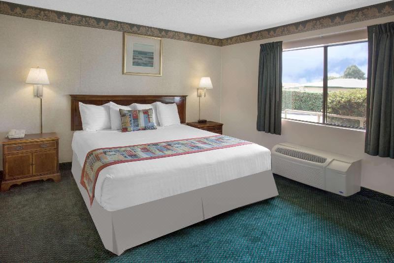 Photo of Bedroom in Downtown