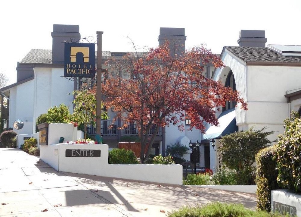 Photo of Buildings in Old Monterey