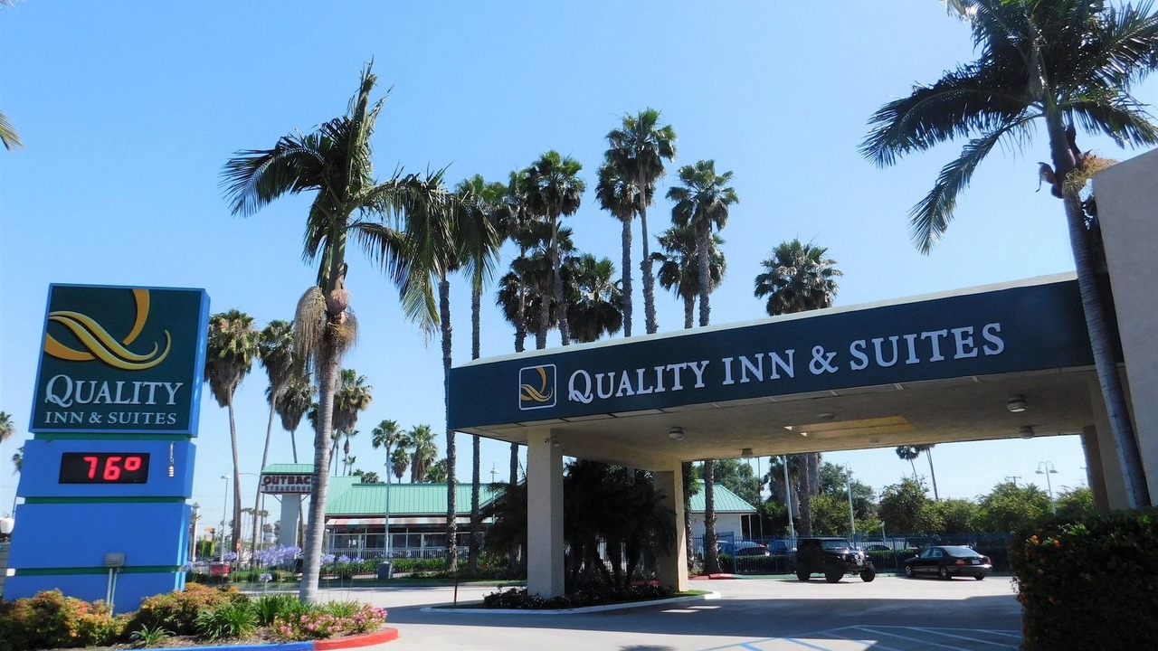 Photo of Buildings in Northwest Anaheim