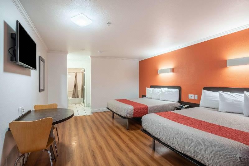Photo of Bedroom in Lodi