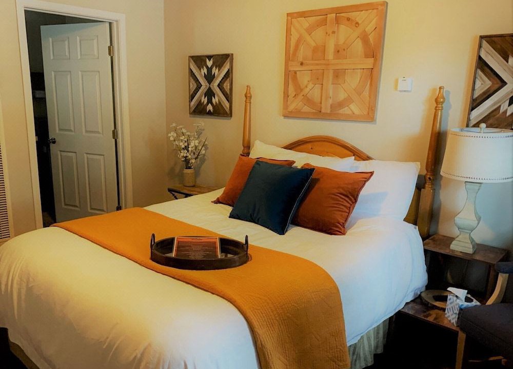Photo of Bedroom in Tahoe Valley