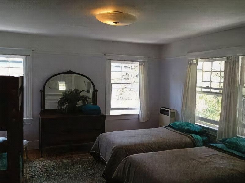 Photo of Bedroom in Hollywood