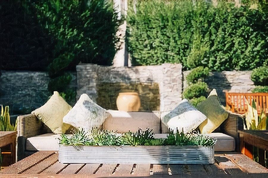 Photo of Patio Balcony in Tree Section
