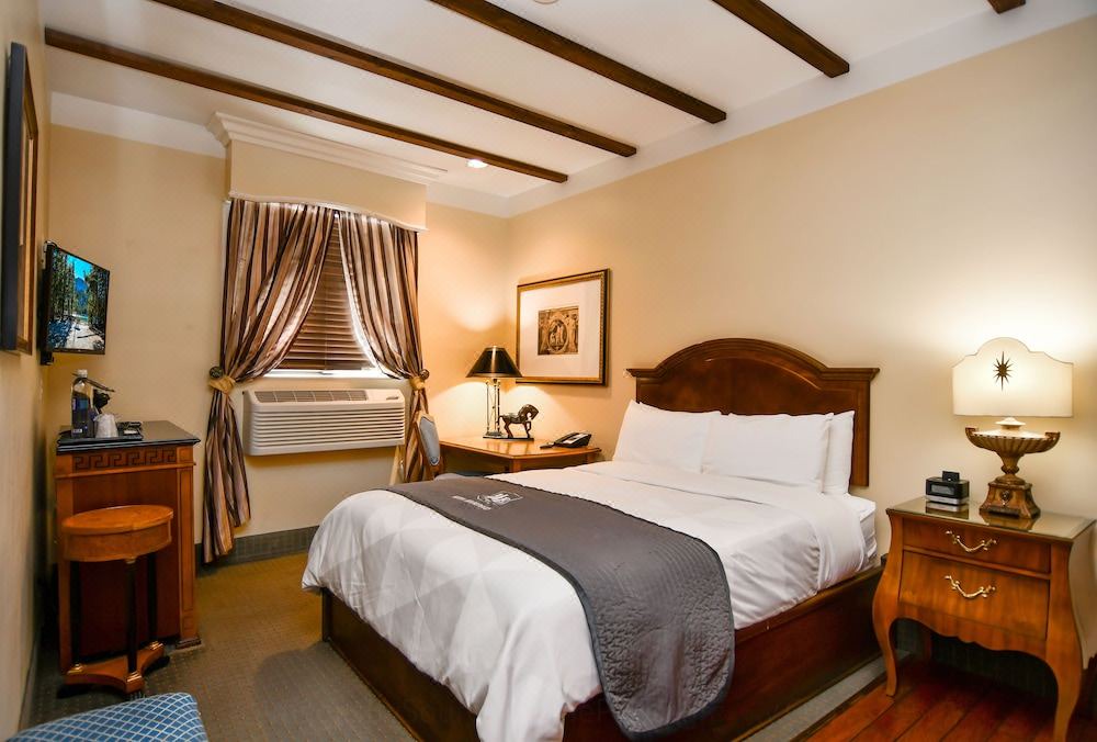 Photo of Bedroom in Downtown