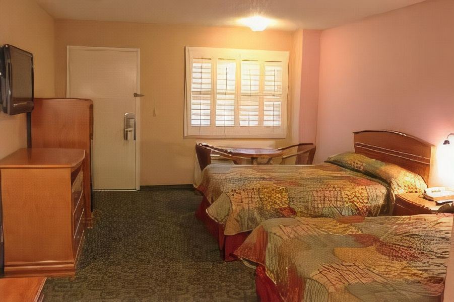 Photo of Bedroom in Orange