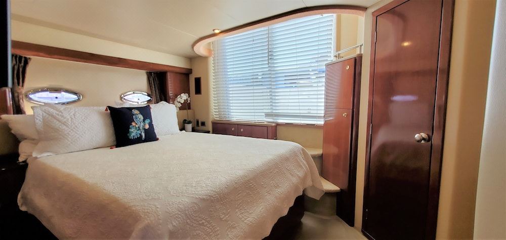 Photo of Bedroom in Waterfront