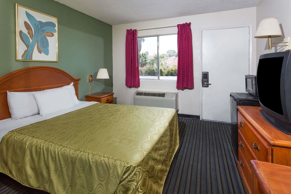 Photo of Bedroom in Patton