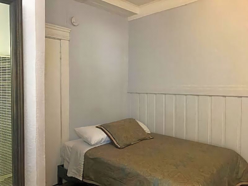 Photo of Bedroom in Hollywood