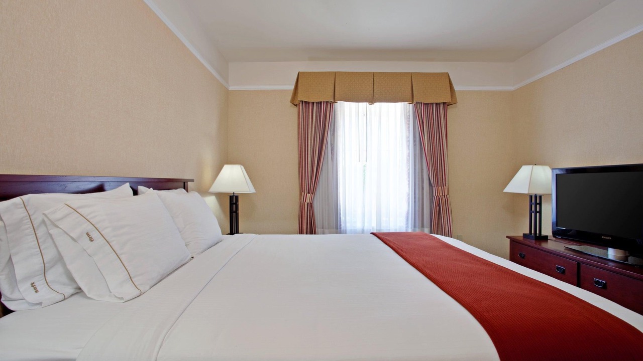 Photo of Bedroom in Bonita
