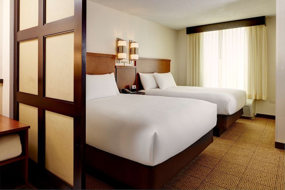 Photo of Bedroom in Downtown Riverside