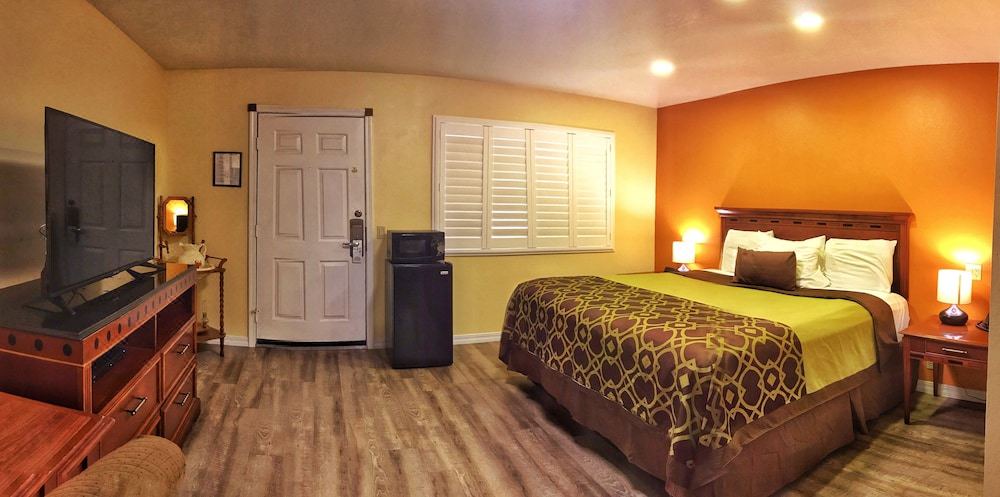 Photo of Bedroom in Willits