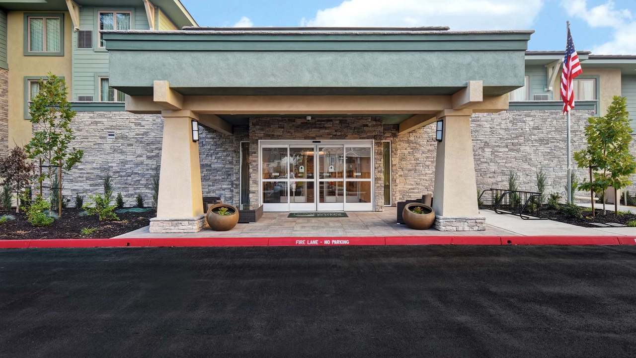Photo of Buildings in Pleasant Hill