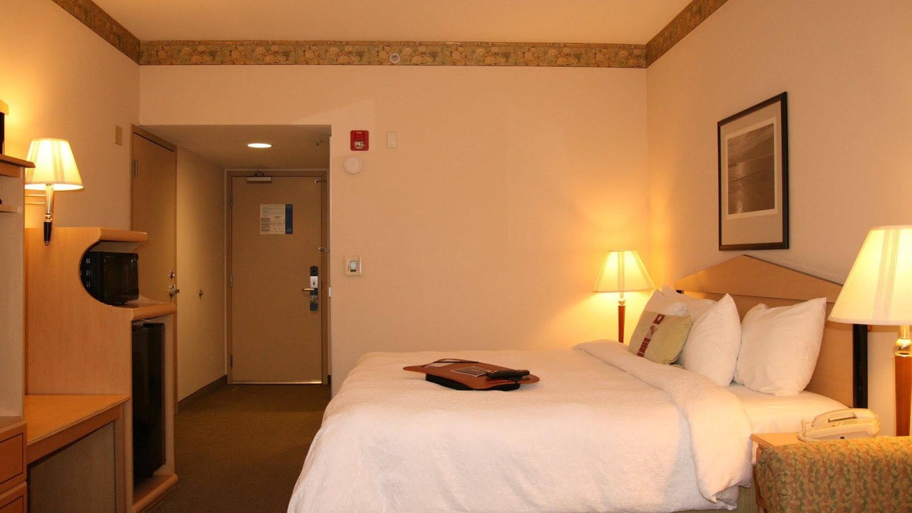 Photo of Bedroom in Burlingame