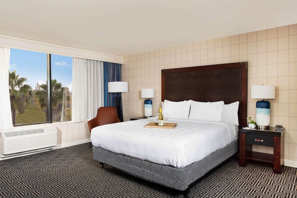 Photo of Bedroom in Anaheim Resort