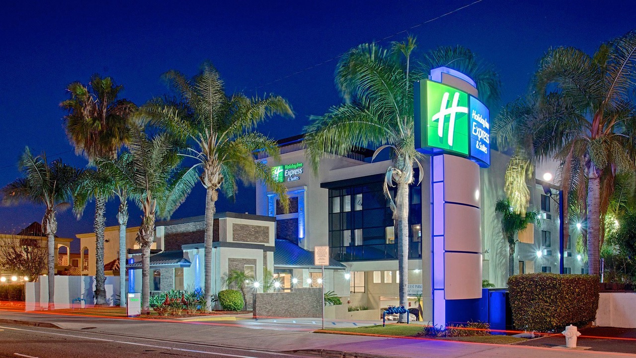 Photo of Buildings in East Side Costa Mesa