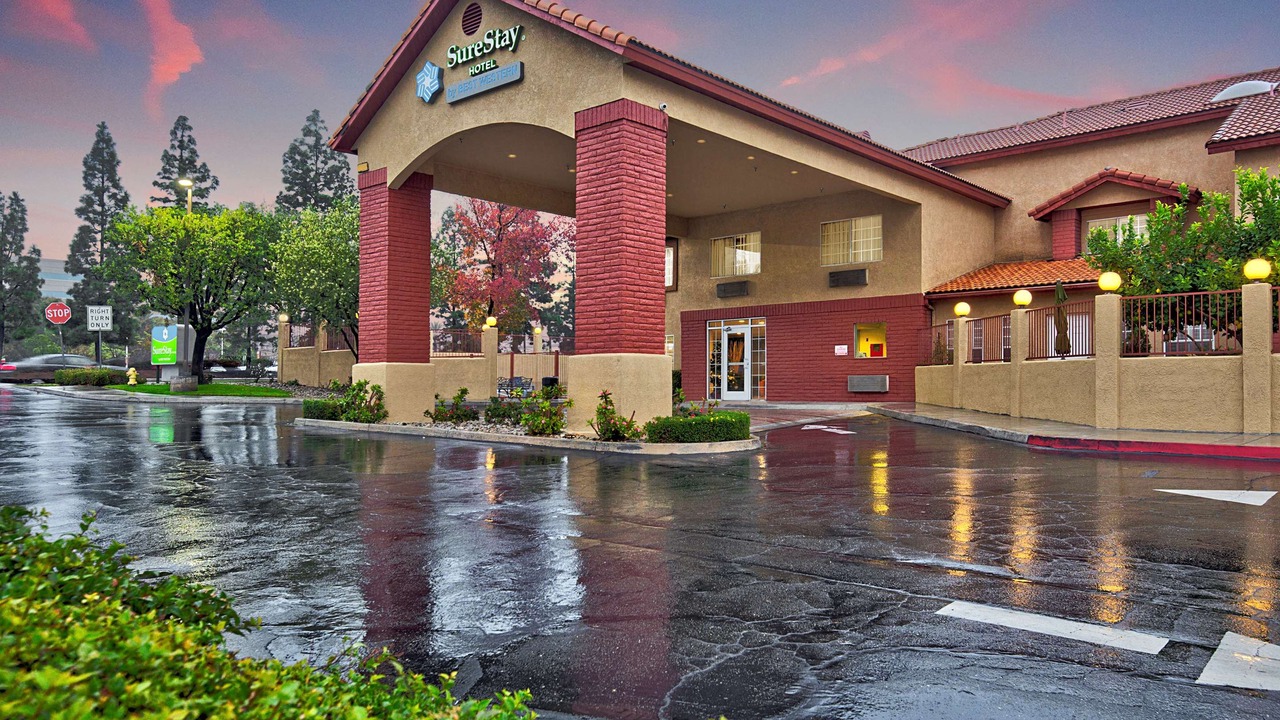 Photo of Buildings in Fontana