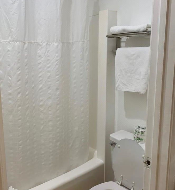 Photo of Bathroom in Northwest Anaheim