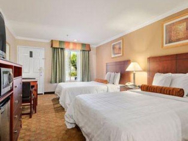 Photo of Bedroom in Mid Central