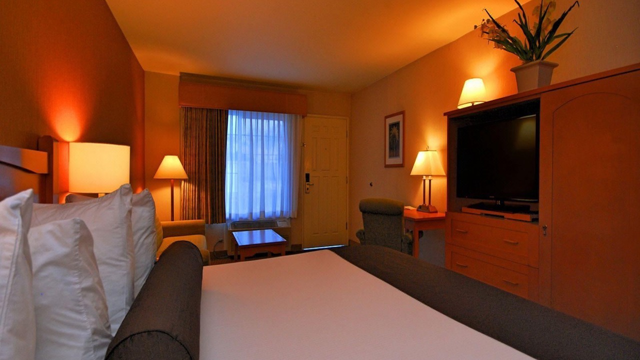 Photo of Bedroom in Downtown